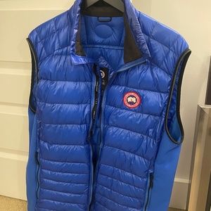 CANADA GOOSE MEN'S PBI HYBRIDGE LITE TECH DOWN VEST BLUE size XL
